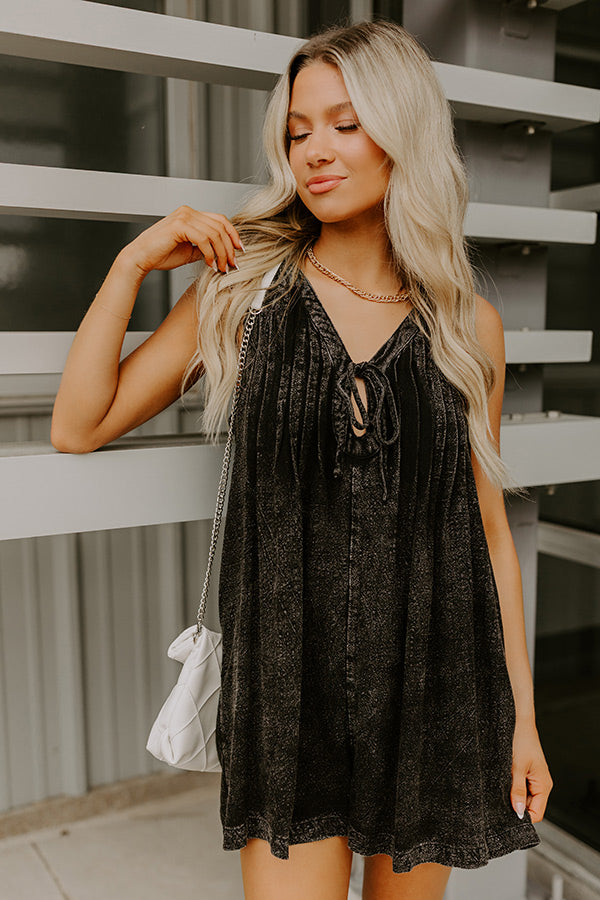 Midtown Chic Linen-Blend Romper in Vintage Black Image 3