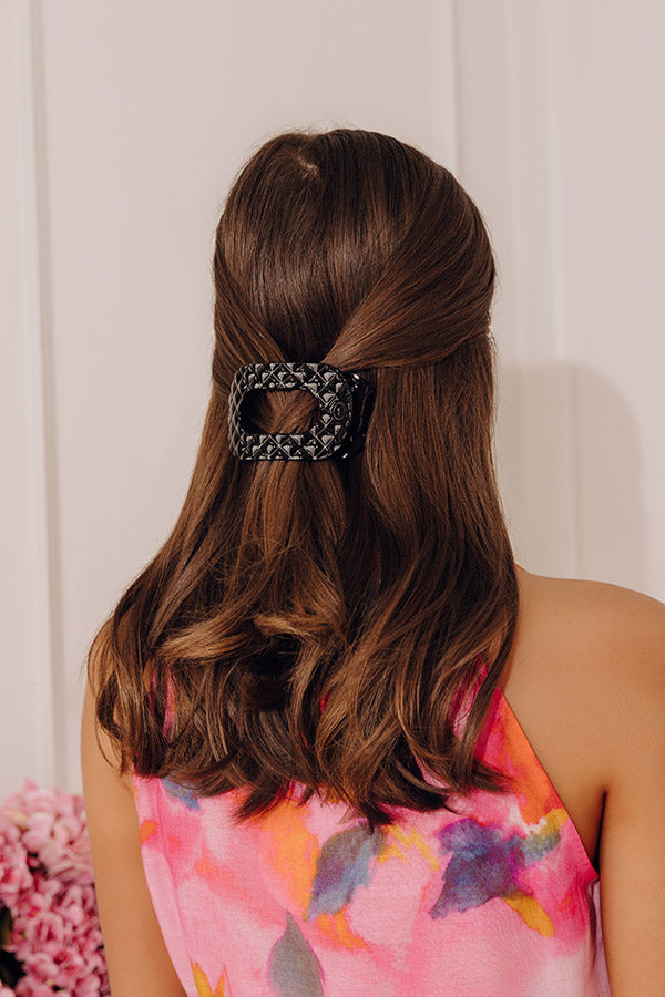 Quilted Medium Round Hair Claw Clip in Black