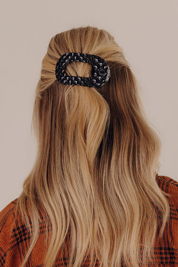 Quilted Medium Round Hair Claw Clip in Black Image - 1