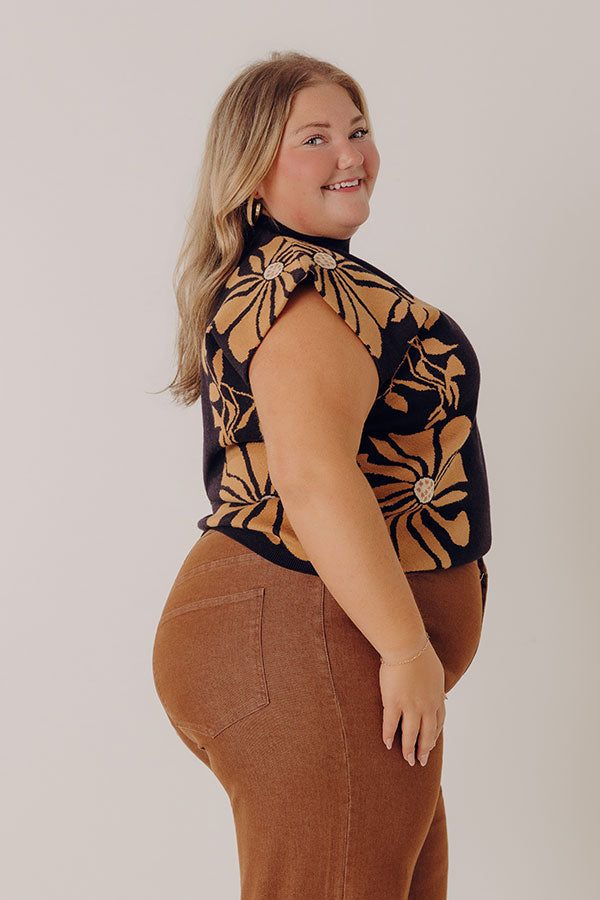 City Bloom Floral Knit Top in Black Curves Image - 3