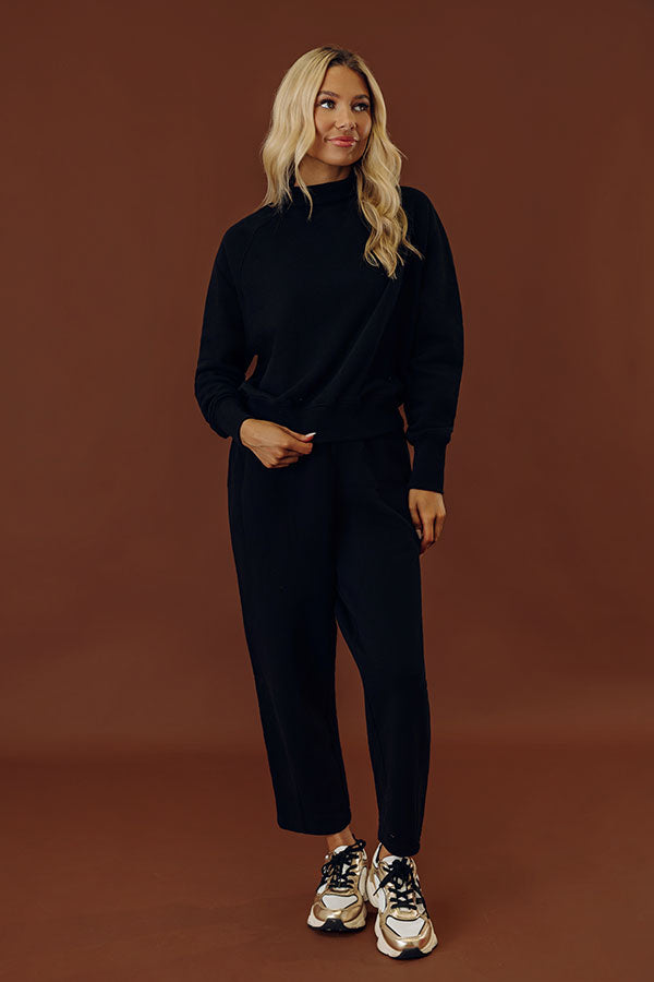 Effortless Comfort Fleece Sweatshirt Image - 2