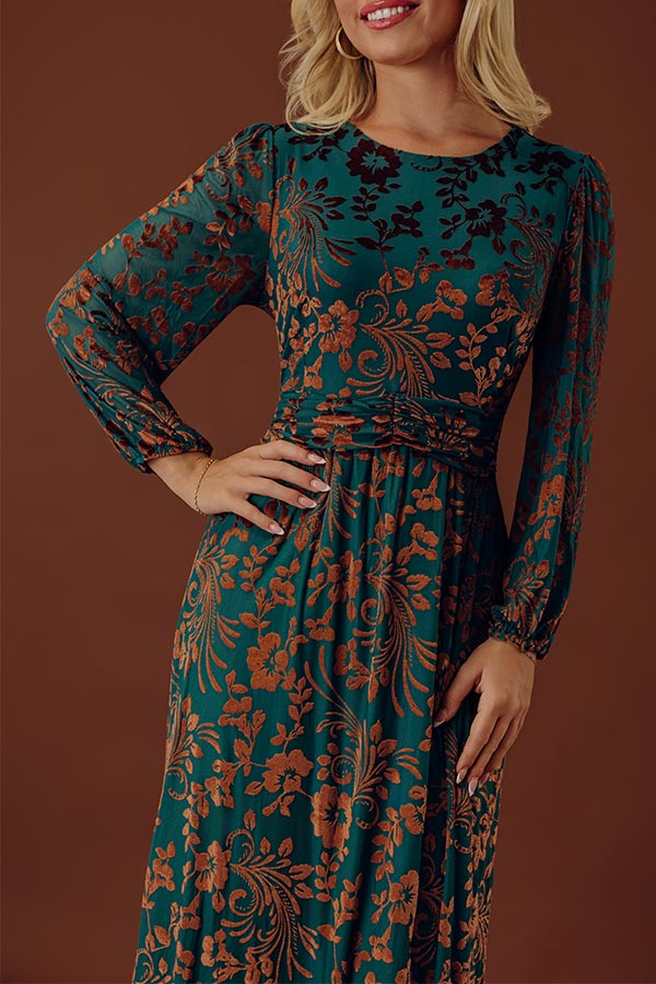 Evening Muse Floral Velvet Burnout Midi Dress Image - 2