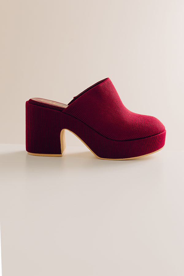 Jayde Corduroy Platform Clog Heels in Wine