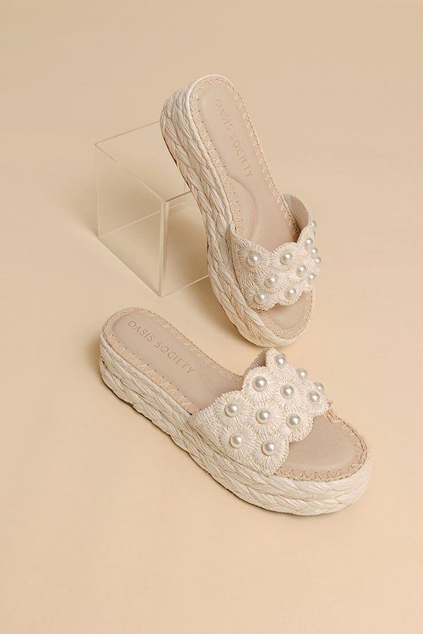 The Candice Raffia Woven Platform Sandal Image - 3