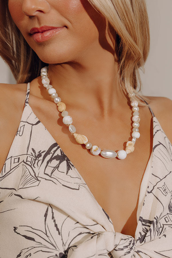 Oceanlight Chic Necklace in Beige Image - 2