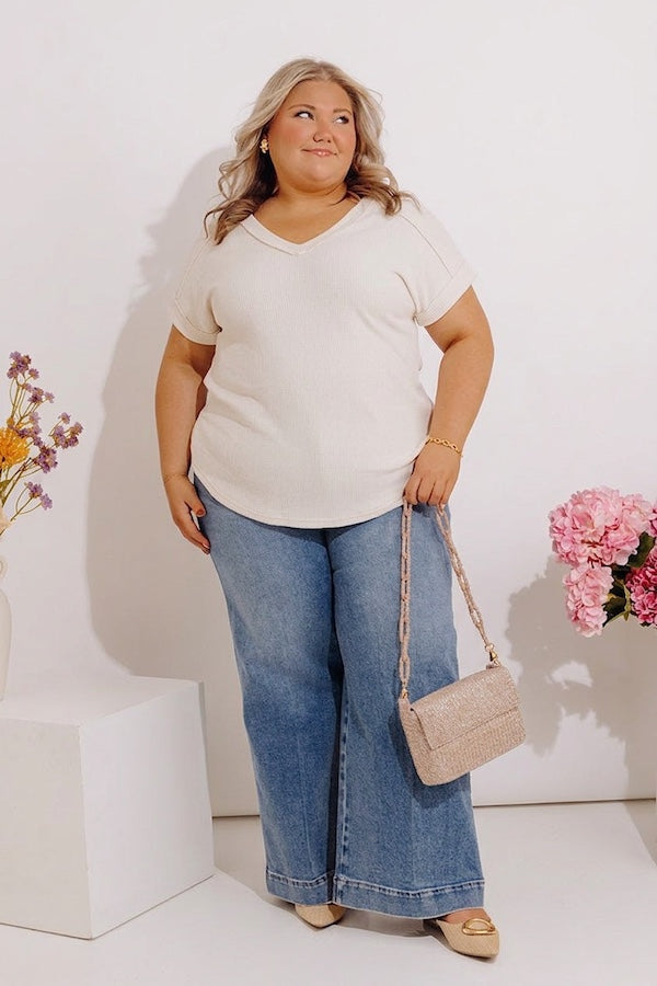 Casual Brunch Ribbed Top in Cream Curves Image - 4