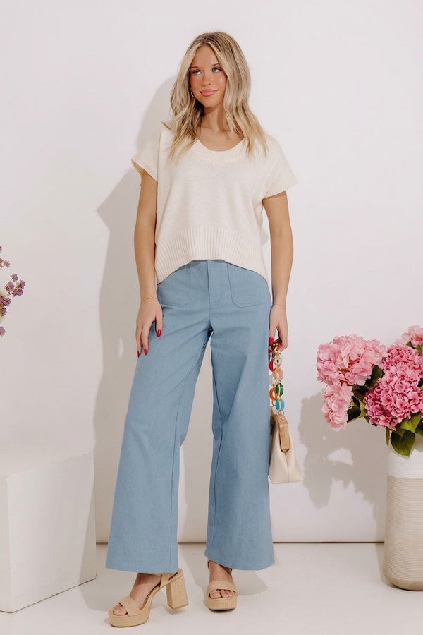 Light And Airy Knit Top in Cream Image - 4