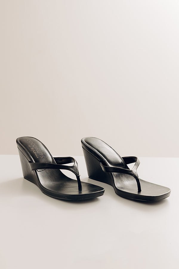 Murphy Faux Leather Wedge in Black Image - 3