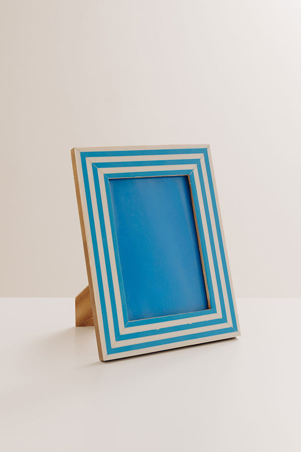 Stripe A Pose Resin Photo Frame in Ocean Blue Image - 1
