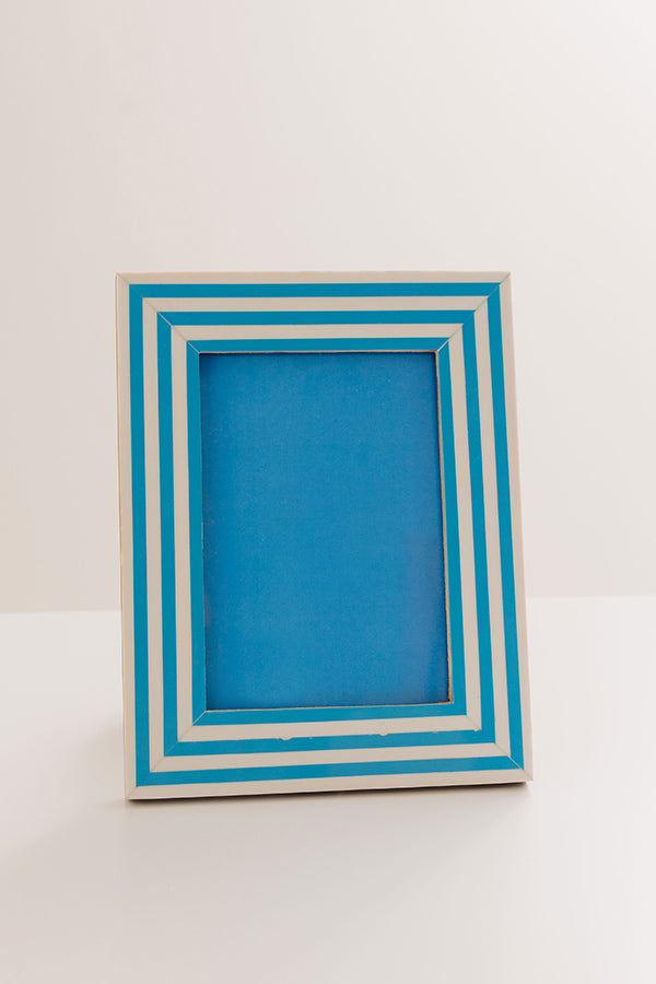 Stripe A Pose Resin Photo Frame in Ocean Blue Image - 2
