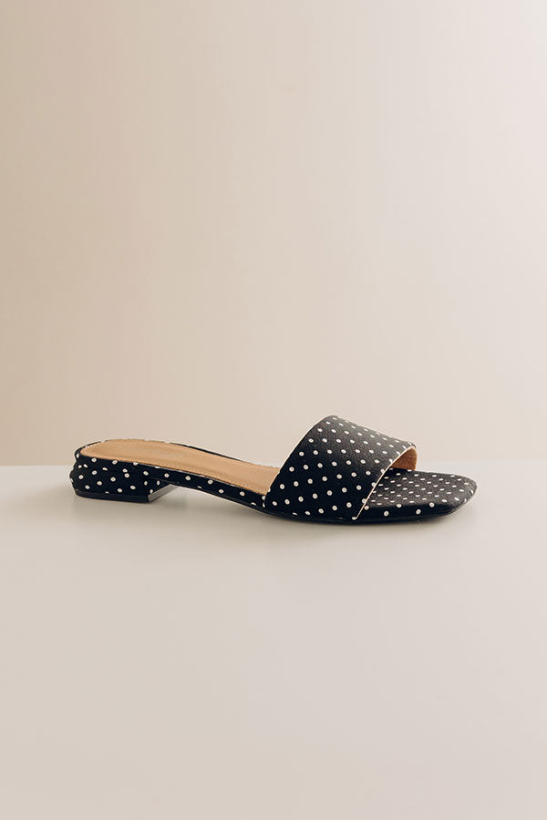 Our Lil Secret Polk Dot Sandal in Black Image - 4