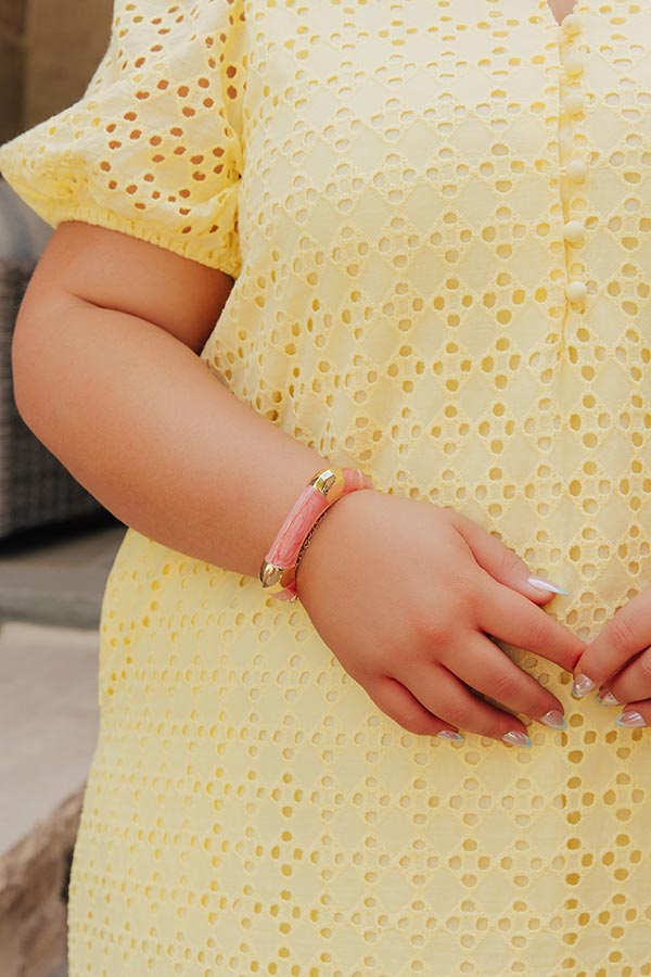 Vacay Chic Hinge Bangle Bracelet in Pink Image - 3