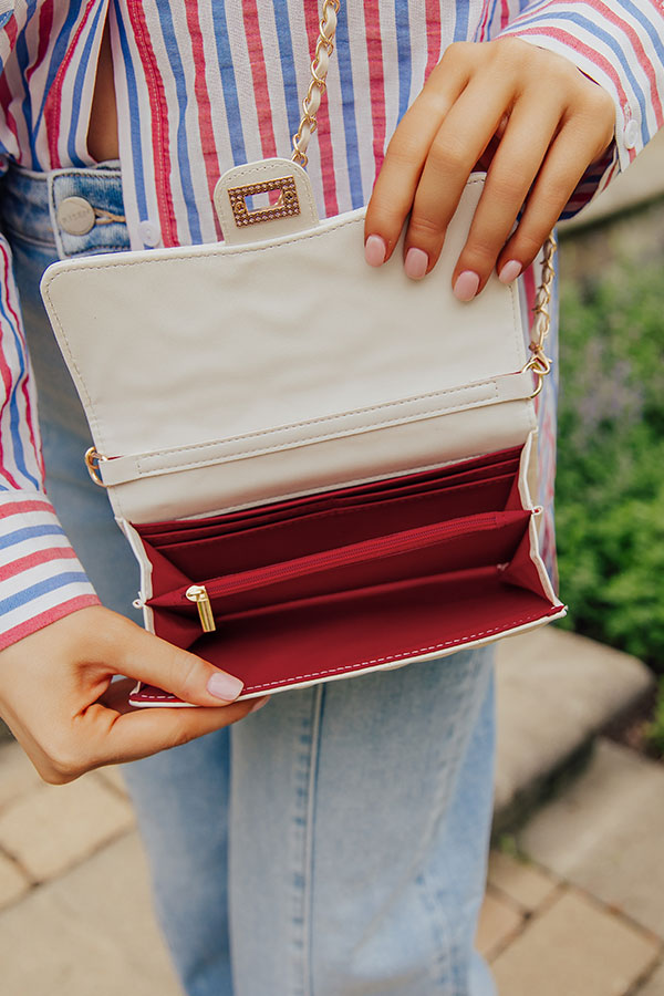 City Classic Faux Leather Quilted Clutch in Cream Image - 2