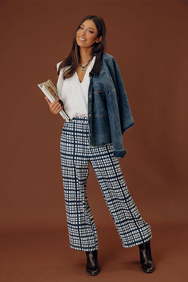 Brunch Date Chic Bubble Hem Top in White Image - 2