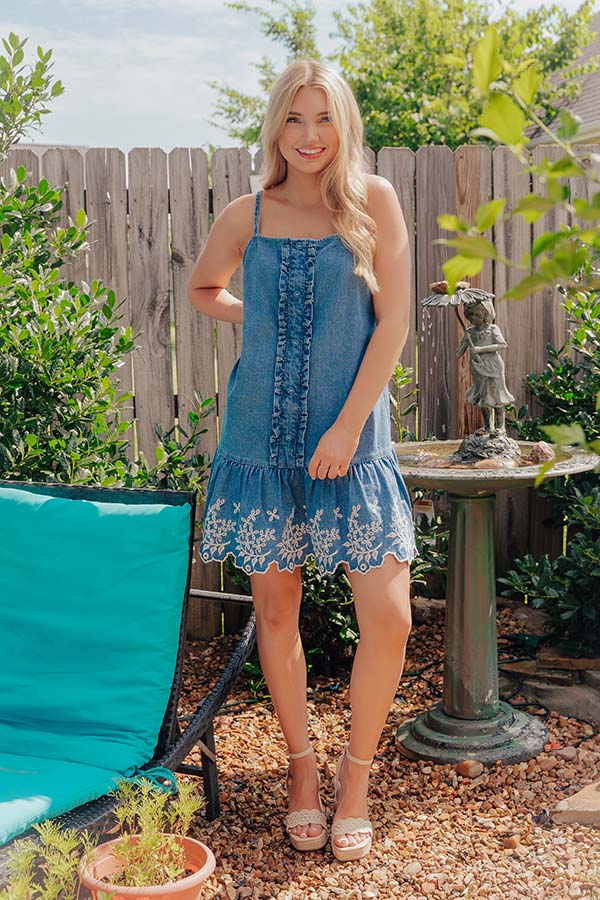 party denim dress Jenny Midi %0D%0AColor%20may%20vary%20due%20to%20lighting%20on%20images Positano Party Embroidered Denim Mini