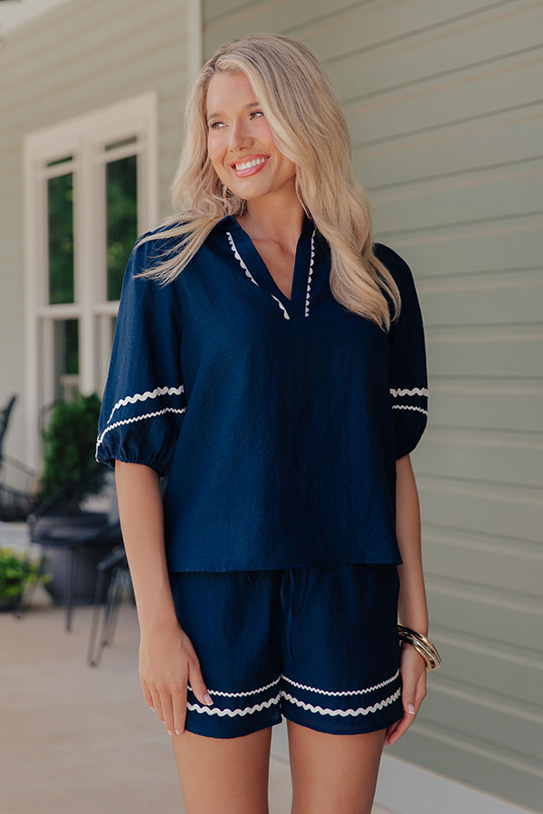 Cue The Vacay Linen-Blend Top in Navy Image - 1