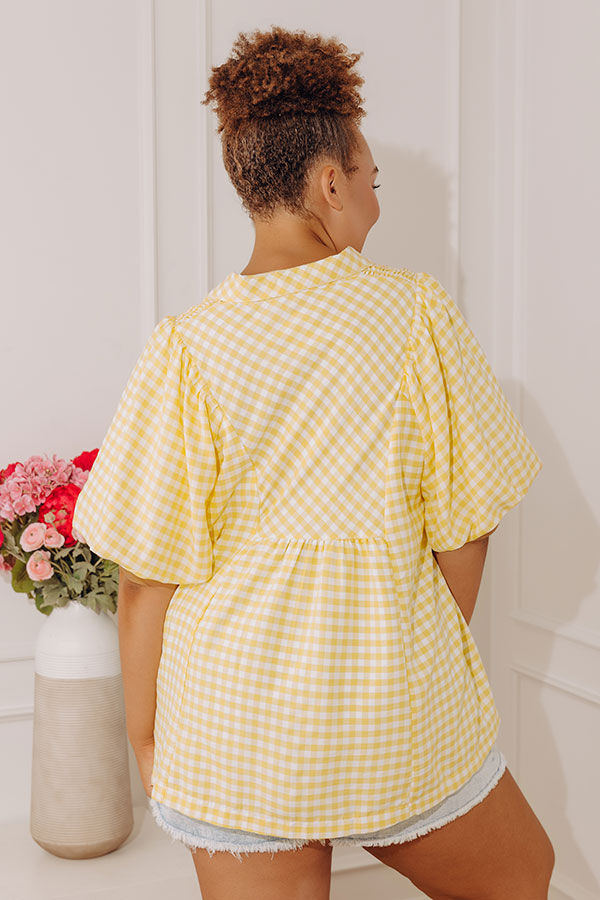 Picnic Charm Gingham Top Curves Image - 4