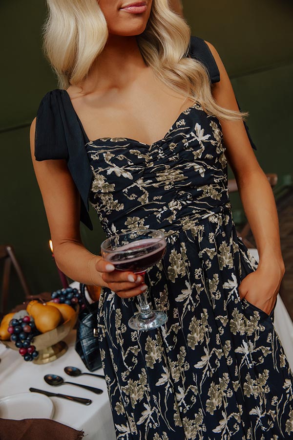 Country Estate Floral Midi Dress in Black Image - 2