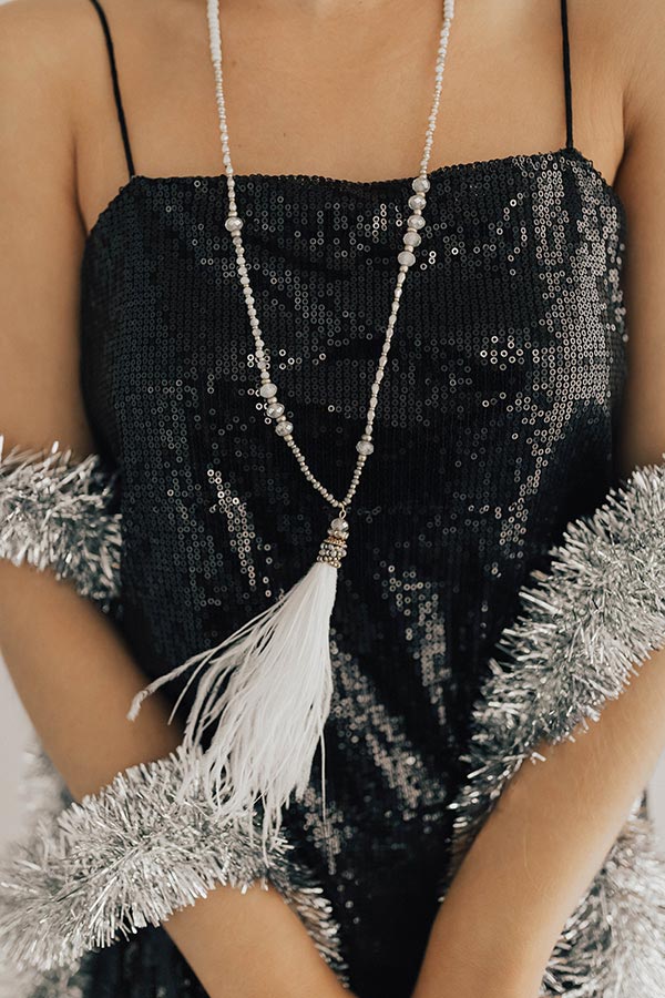 Style Essence Feather Tassel Necklace In White