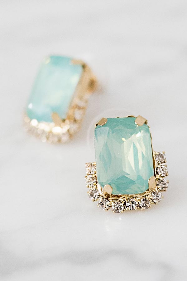 So Divine Earrings In Turquoise