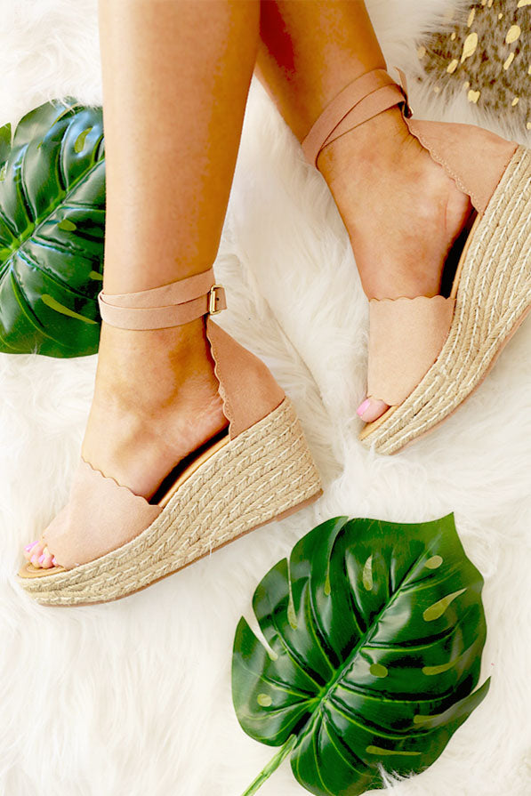 Saint Lucia Love Wedge In Iced Latte