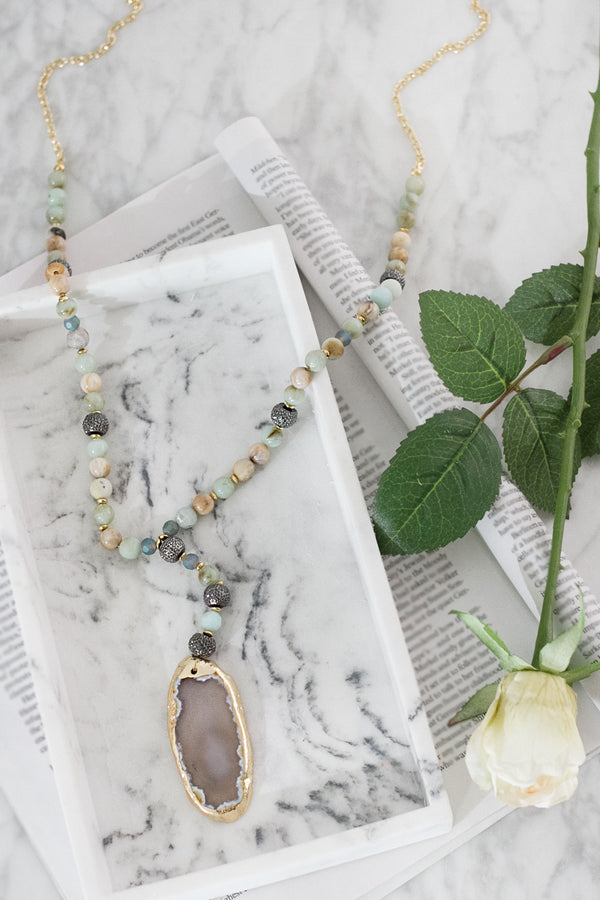 Completely Lovestruck Agate Necklace In Seafoam