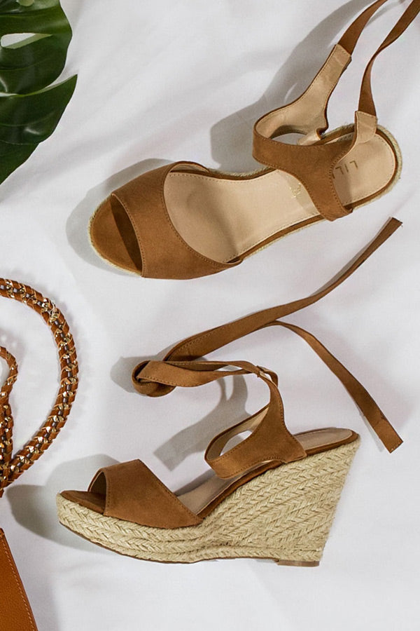 The Laguna Beach Wedge In Brown
