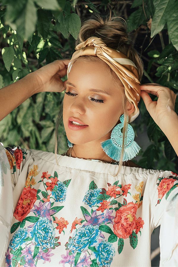 Italian Getaway Scarf In Gold