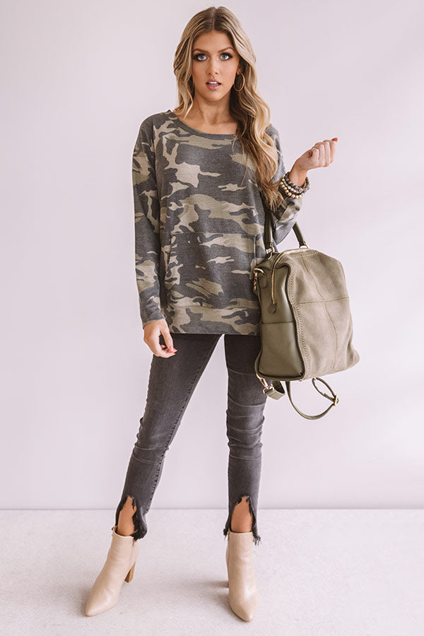 Well Traveled Camo Shift Top in Army Green