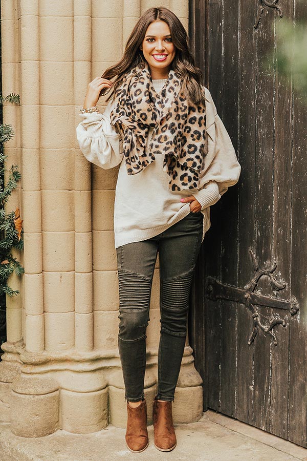 Pinot in Colorado Sweater in Cream