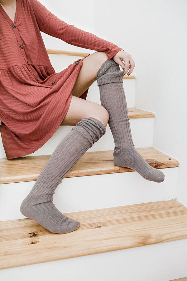 Campfire Cuddles Ribbed Socks in Mocha