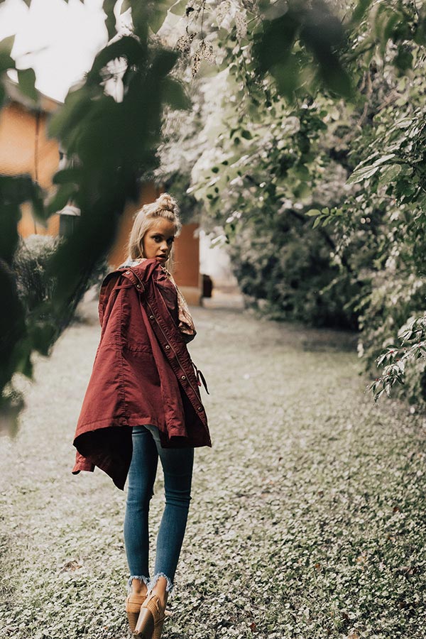 Colorado Cabin Lightweight Jacket In Windsor Wine Image - 1