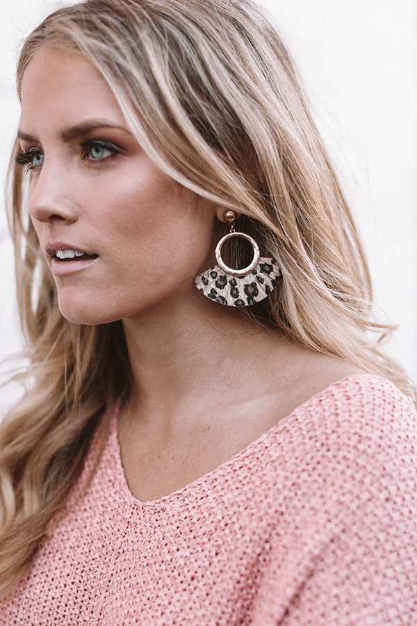Fifth And Chic Leopard Earrings In Iced Latte