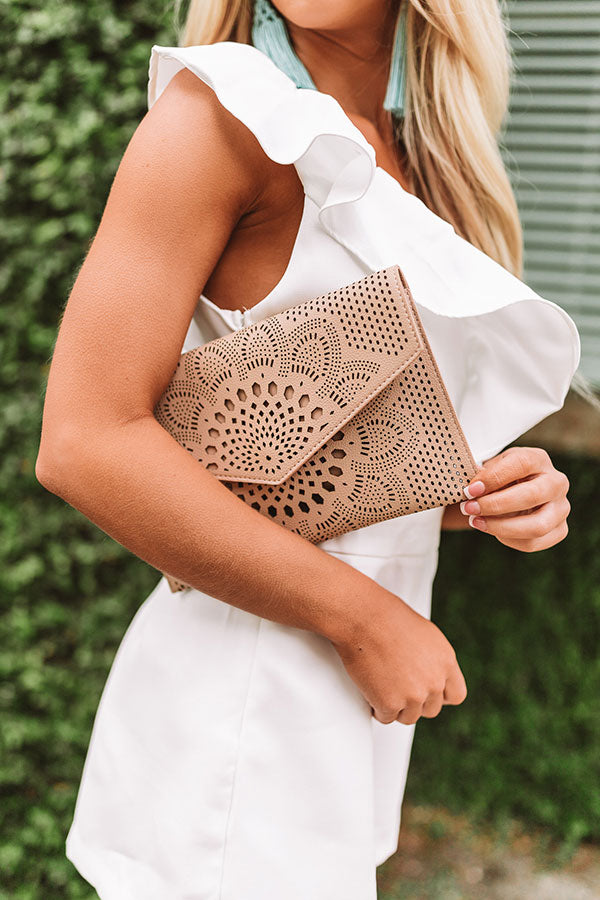 Hey, Bombshell Clutch