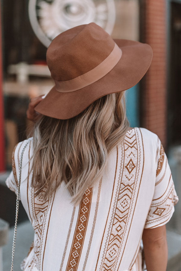 Strolls and Kisses Hat