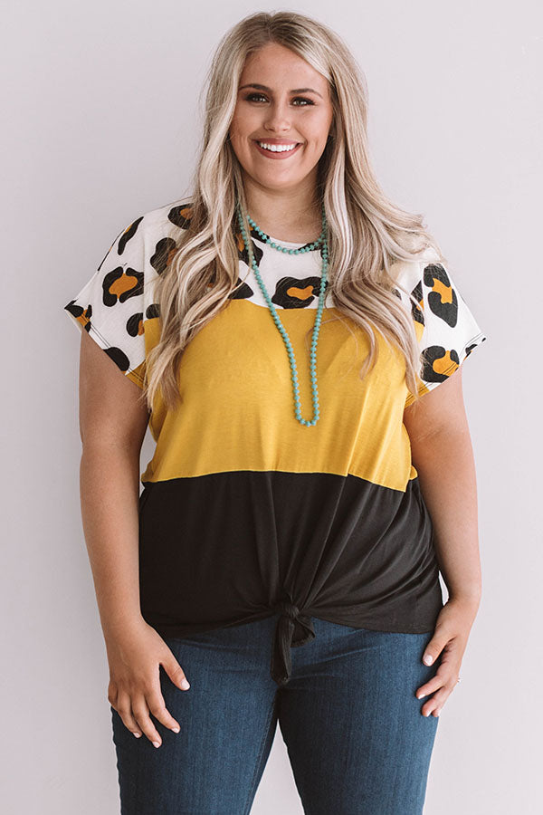 Buzzing About Town Color Block Tee Curves Image - 1