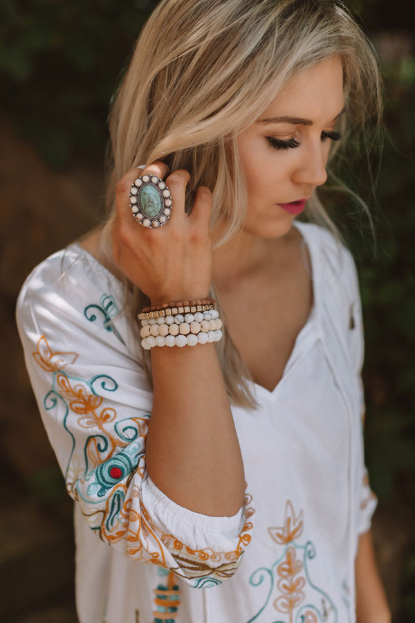 Summer Feels Bracelet Set In Ivory