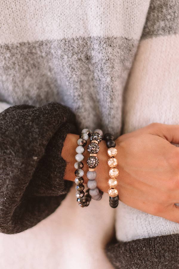 Sipping Vino Bracelet Set In Black