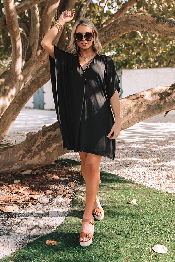 Chic Arrival Shift Dress in Black