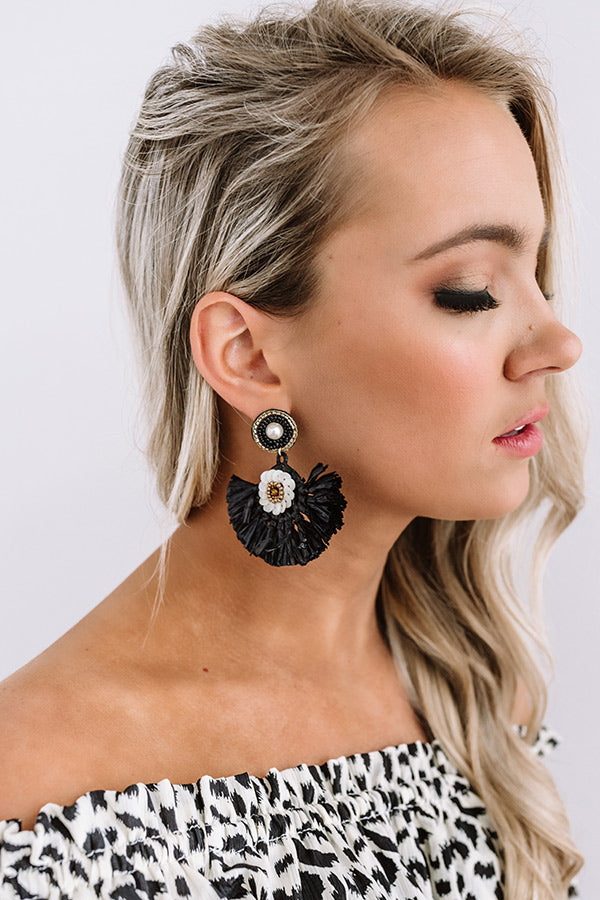 Endless Dreaming Fan Earrings In Black