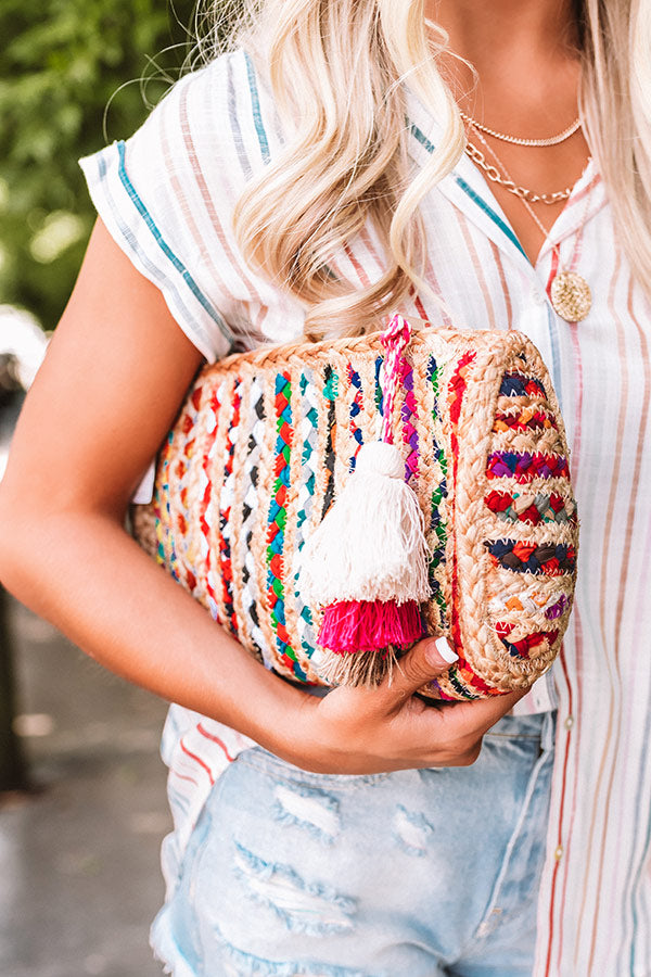 Chic Lifestyle Woven Clutch In Multi