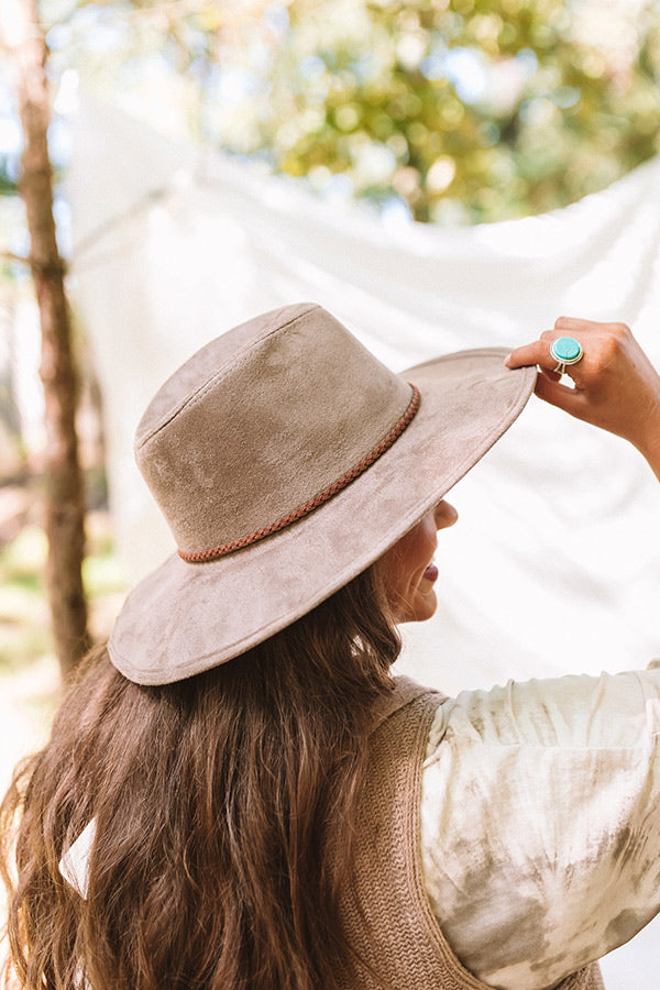 Outfit Goals Faux Suede Hat In Taupe