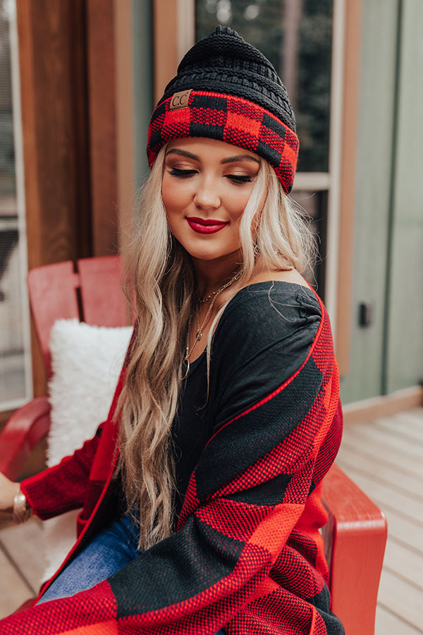 Favor The Cold High Pony Tail Beanie In Red