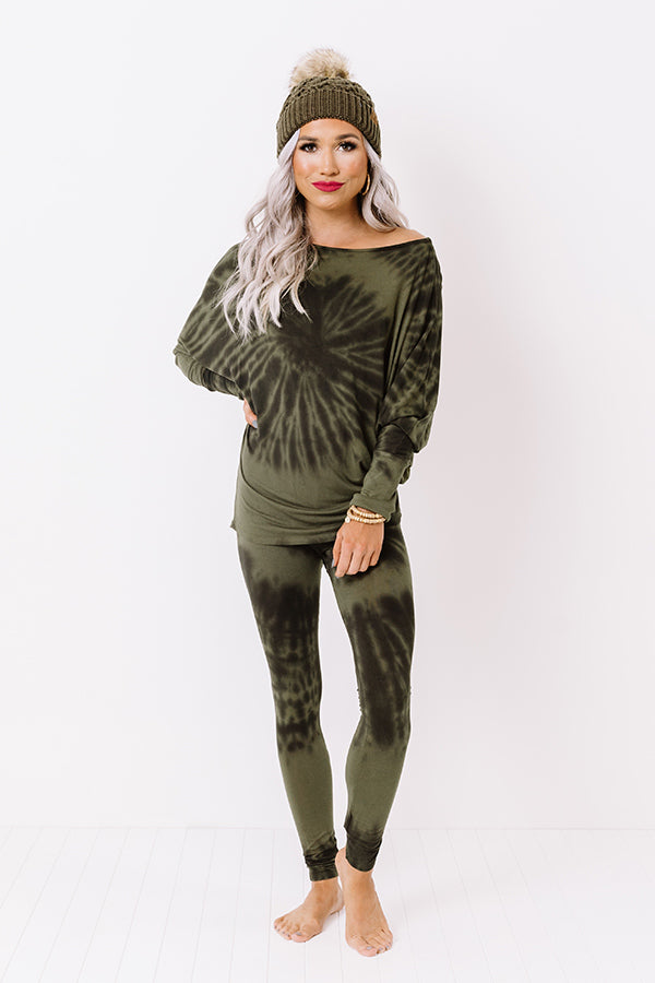 Cozy Factor Tie Dye Legging In Olive