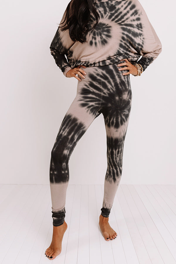 Cozy Factor Tie Dye Legging In Mocha