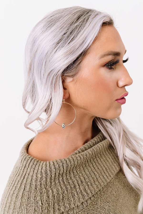 Stylish Collab Semi Precious Earrings In Cream