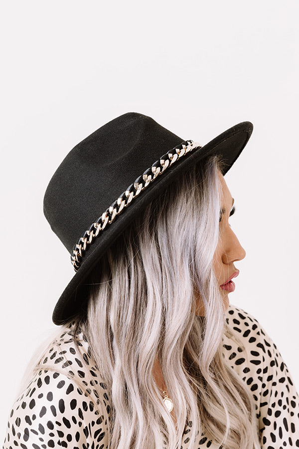 Cider And Hugs Hat In Black