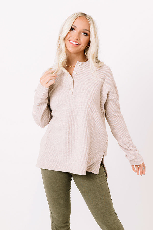 Cozy By The Tree Henley Top In Iced Latte