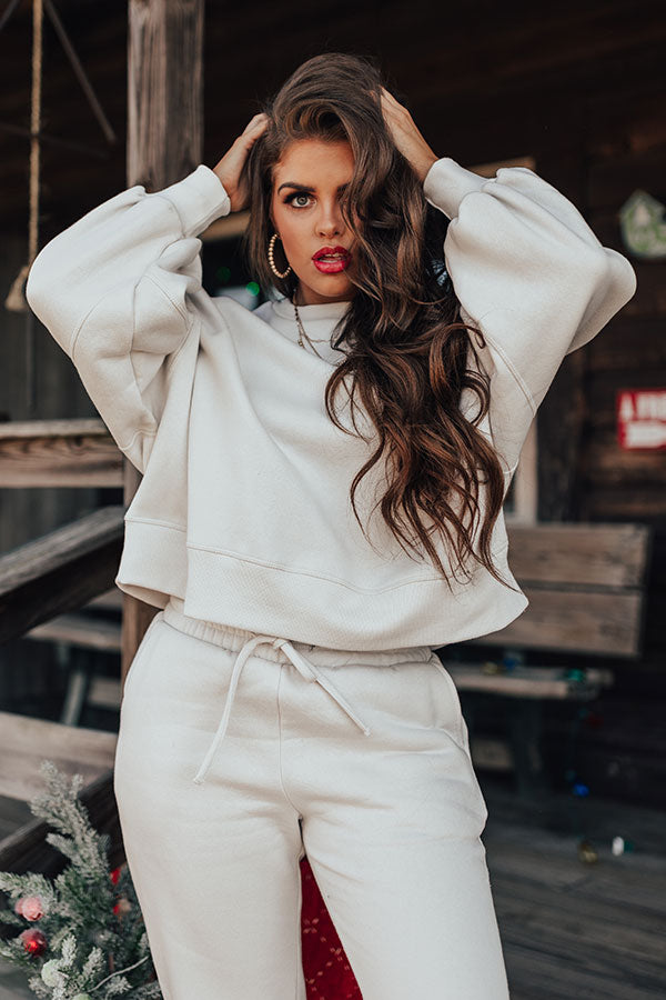 Cozy Aesthetic Sweatshirt in Ivory