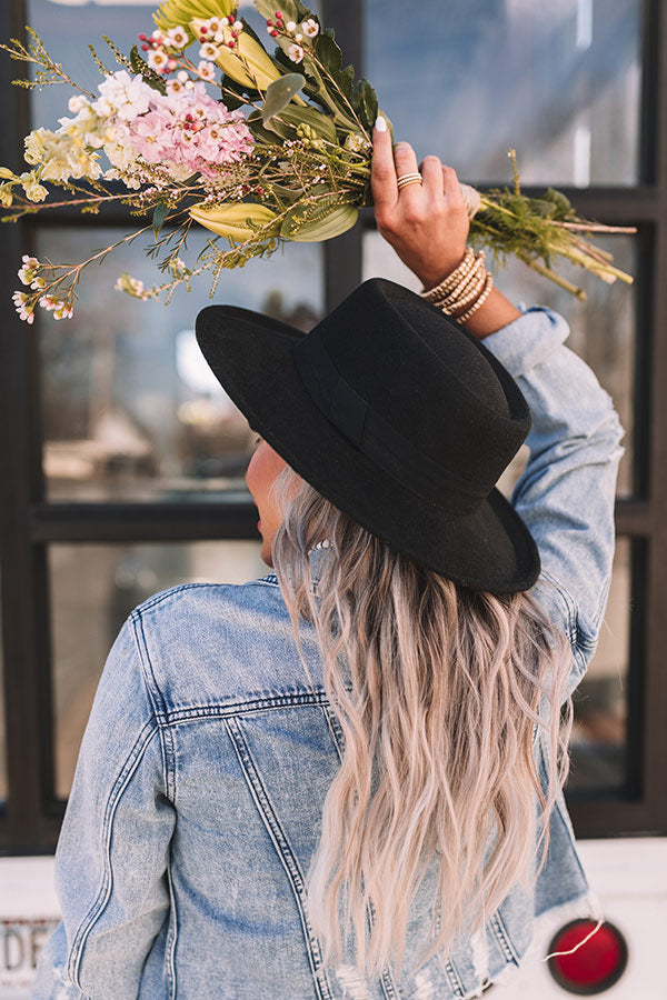 Pack Your Passport Hat In Black